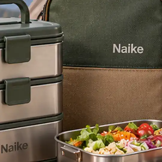 Campground Lunch System illustrating lock artwork and packaging for custom lunch box lead time