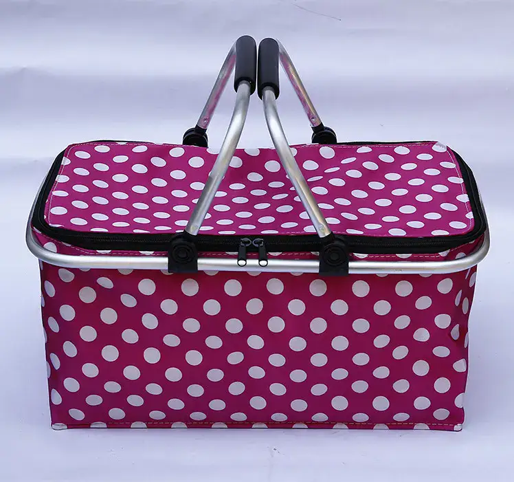 Insulated Picnic Or Lunch Bag — Modern Retail A Coordinated Set For Outdoor Dining product detail