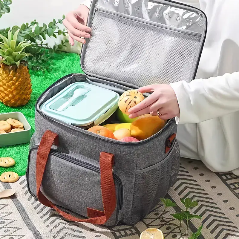 Insulated Portable Double-Tier Picnic Or Lunch Bag Dimensions and fit product detail